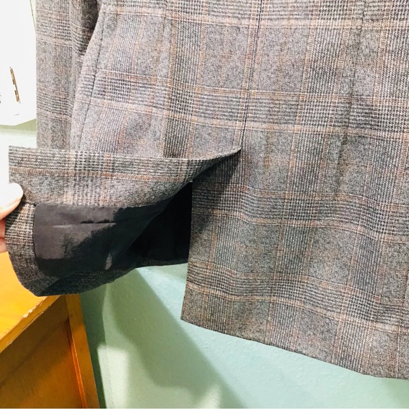FOREVER 21 Plaid Blazer Woman’s Sz M - Picture 7 of 12